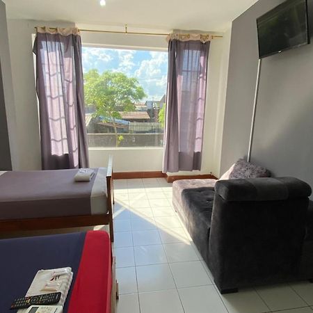 Hostal Casa Blanca Puerto Francisco de Orellana Bagian luar foto
