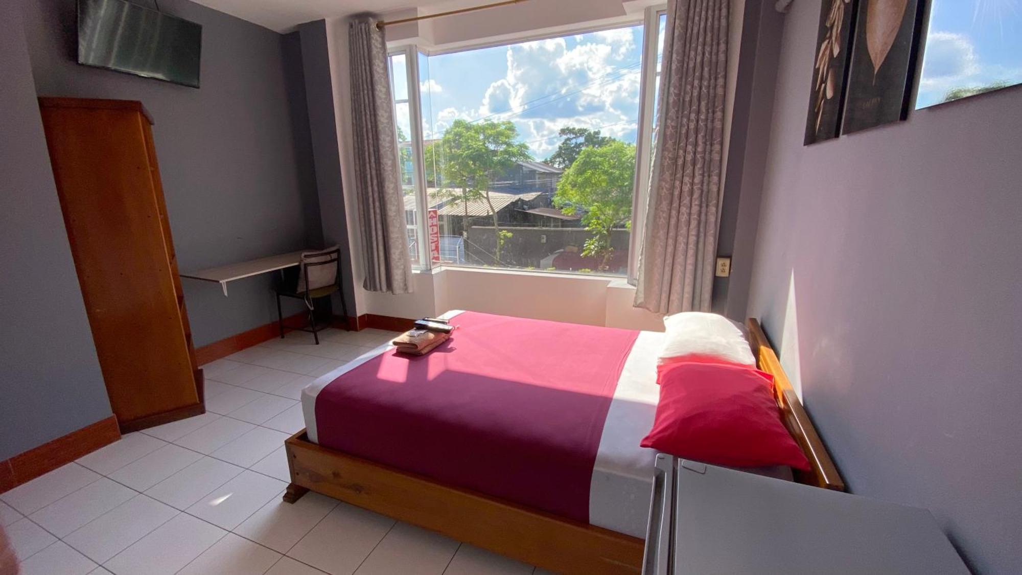 Hostal Casa Blanca Puerto Francisco de Orellana Bagian luar foto